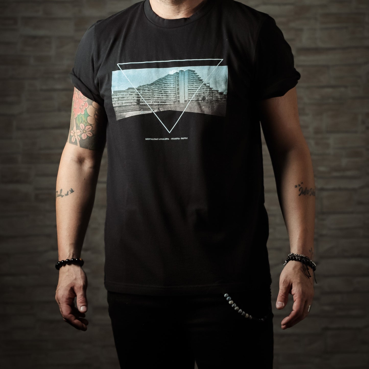 T-shirt Mentalidad Localista Vela di Scampia